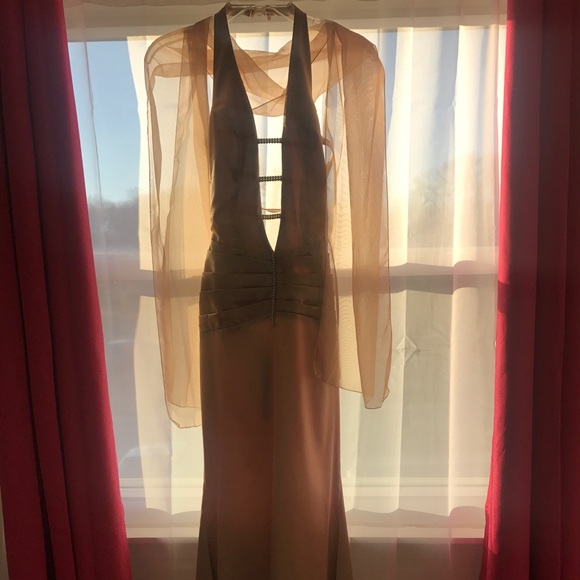 Prom dress - Picture 2 of 6